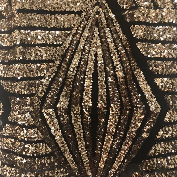 NWOT gold and black sequin top - Picture 2 of 6
